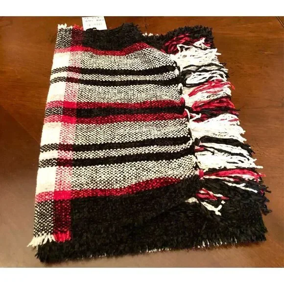 STYLE & CO. - NWT Macy's Soft Chenille Plaid Scarf w/Fringe - 64" x 13" - Picture 7 of 13